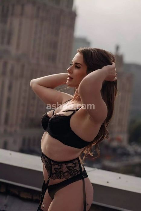 Куртизанки и Искусство Без Интриг: Погружение в Искусство Интимного Досуга